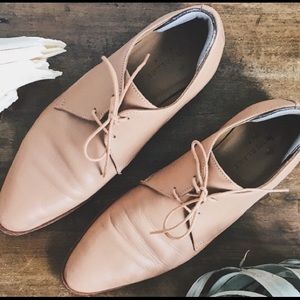 Everlane the modern oxford in blush